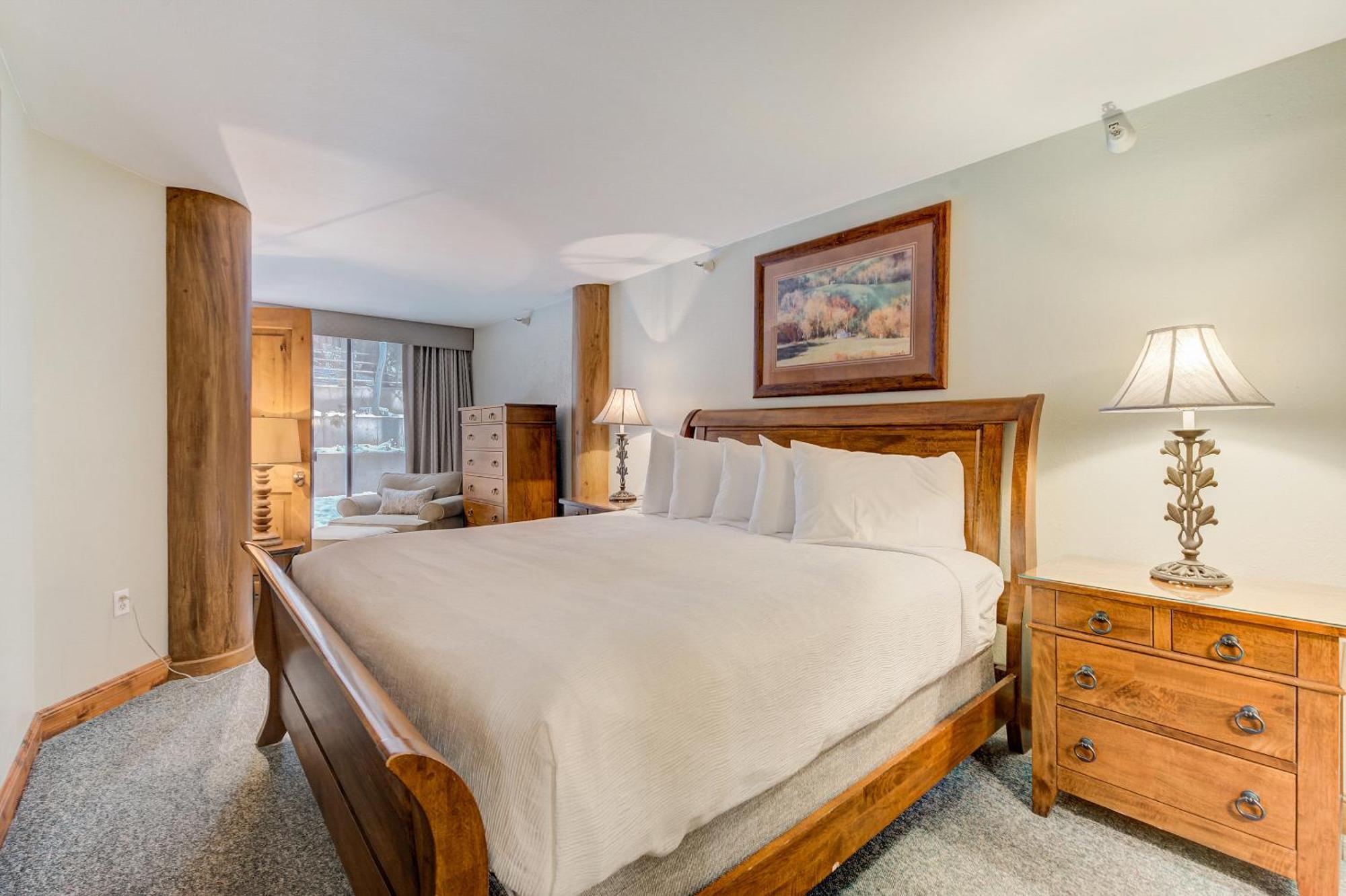 Silver King By Seasons Resort 4*