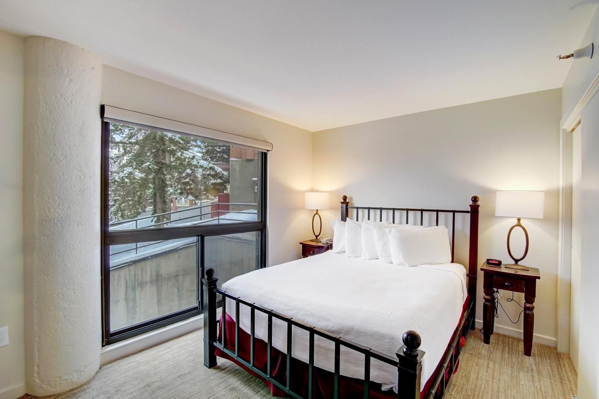 Silver King By Seasons 4* Park City